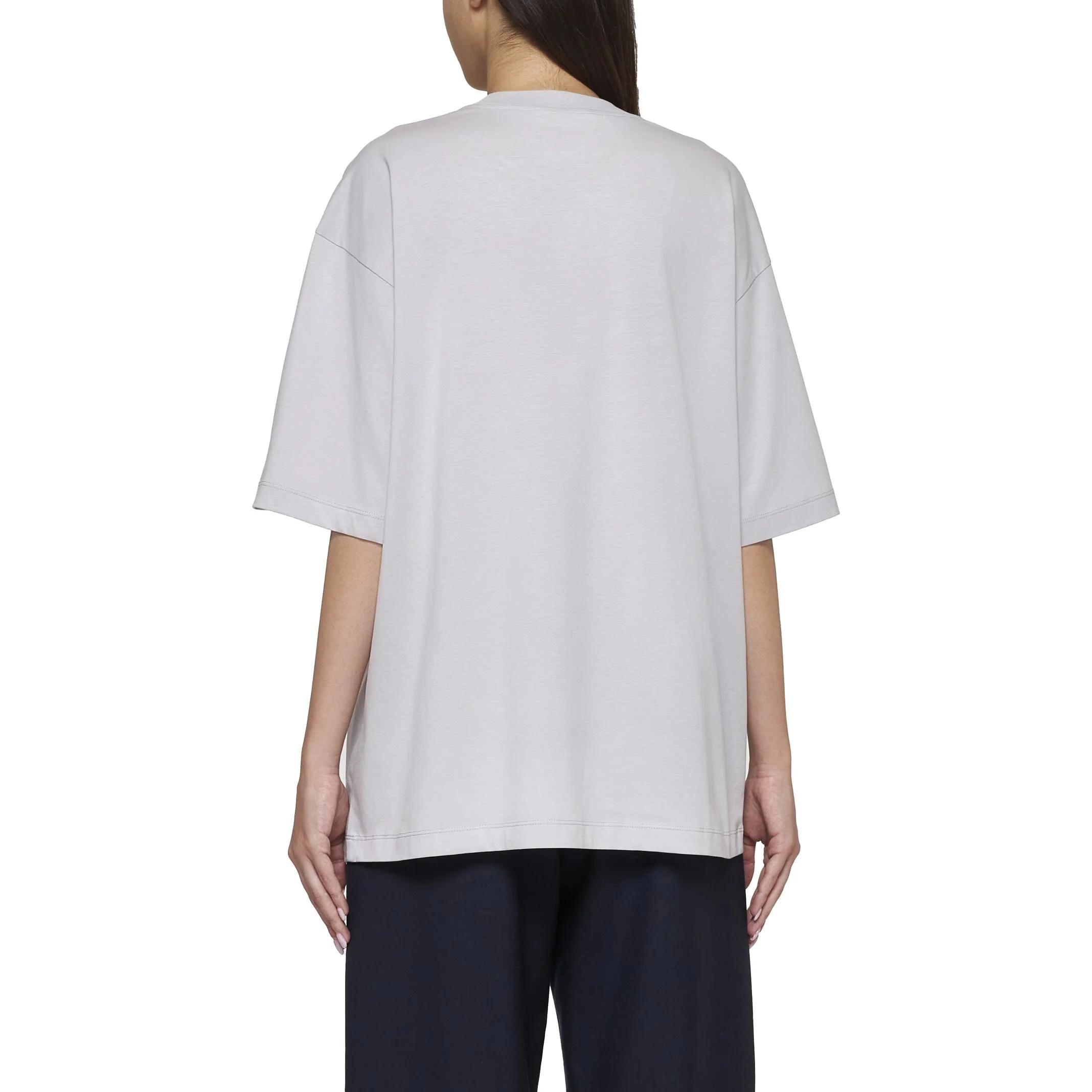 MARNI T