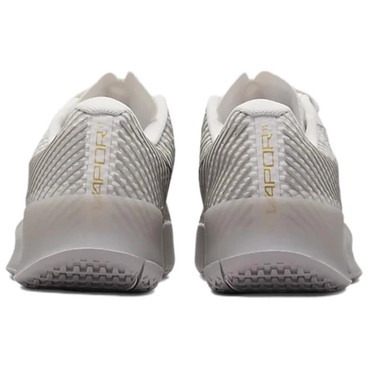 Nike Court Vapor 11
