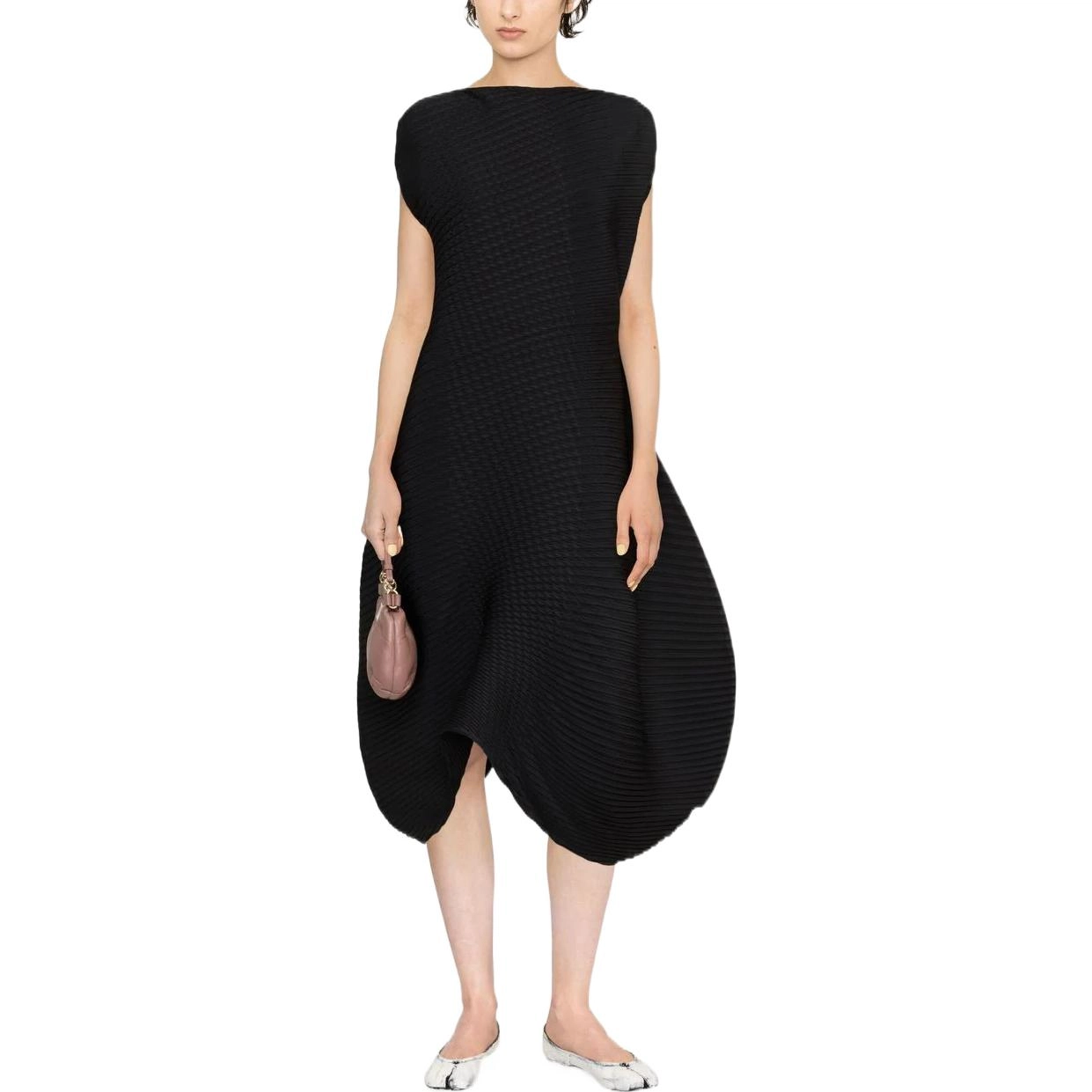 ISSEY MIYAKE SS23