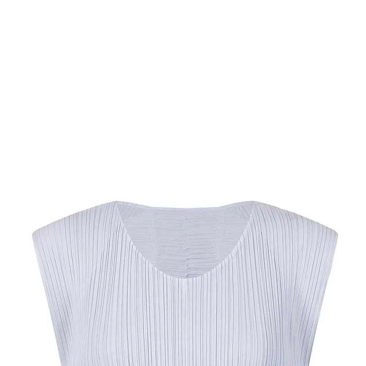 PLEATS PLEASE ISSEY MIYAKE