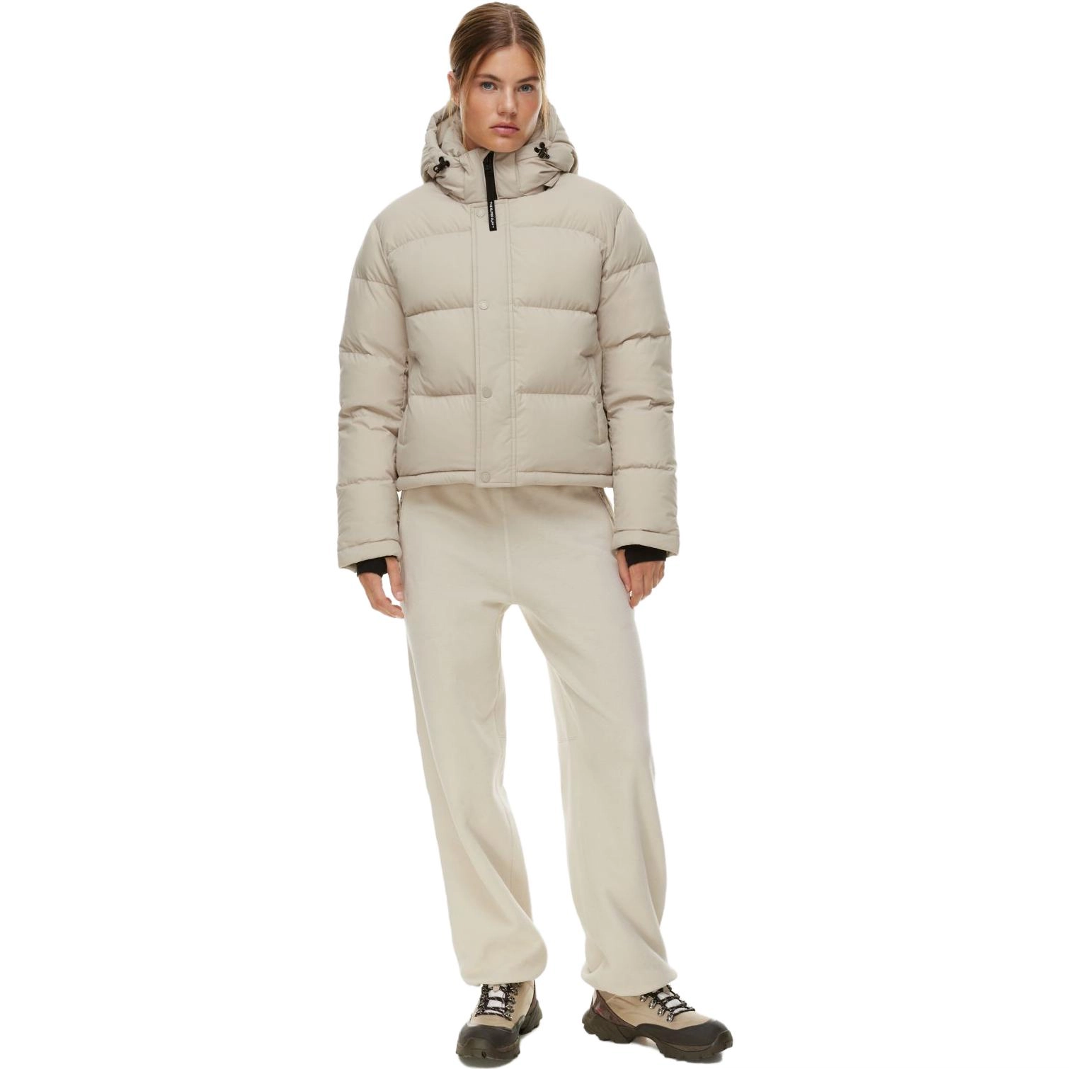 ARITZIA TNA Super Puff Shorty 700 4