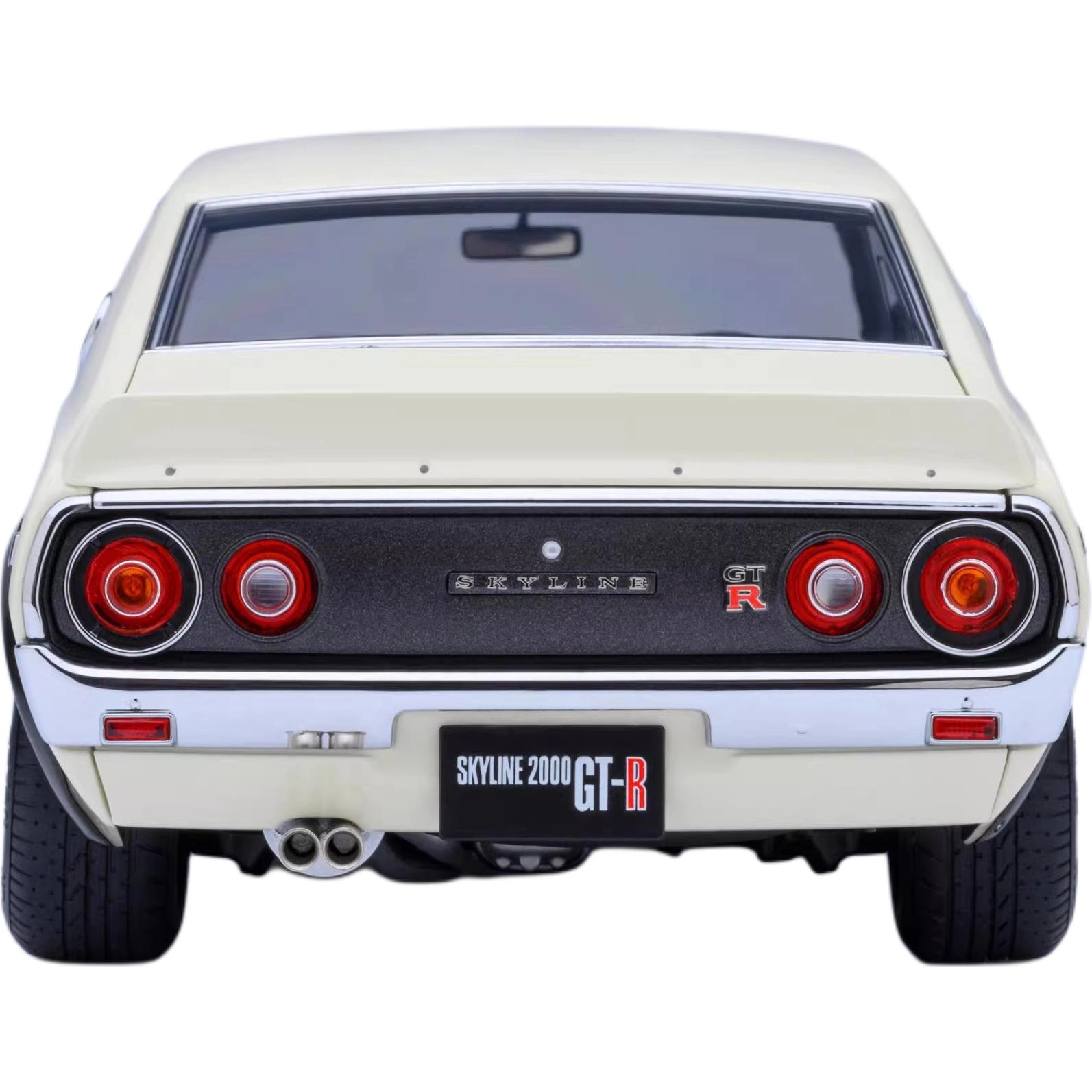 AUTOart SKYLINE 2000 GT-R (KPGC110) 118