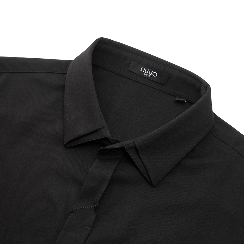 LIUJO UOMO Logo