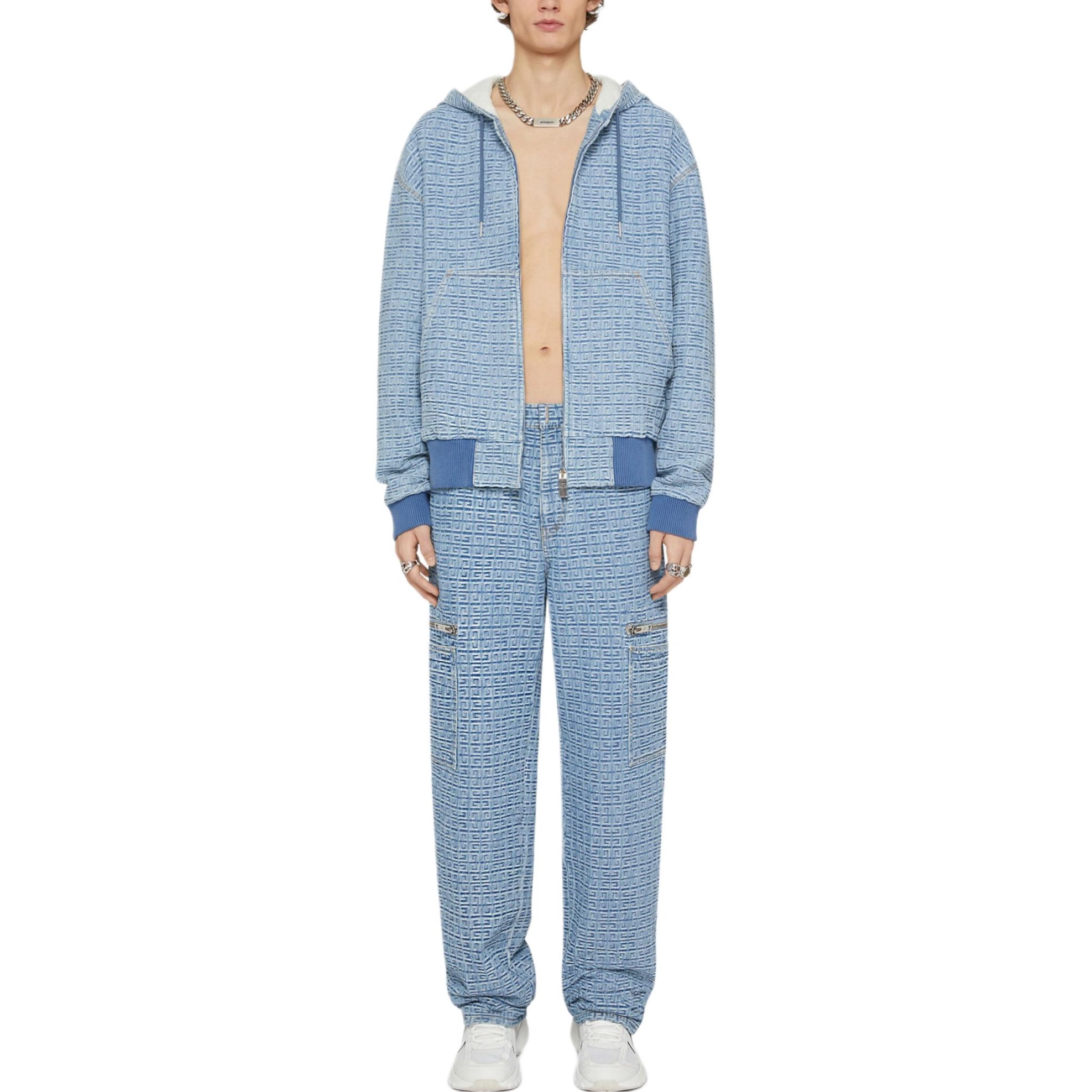 GIVENCHY