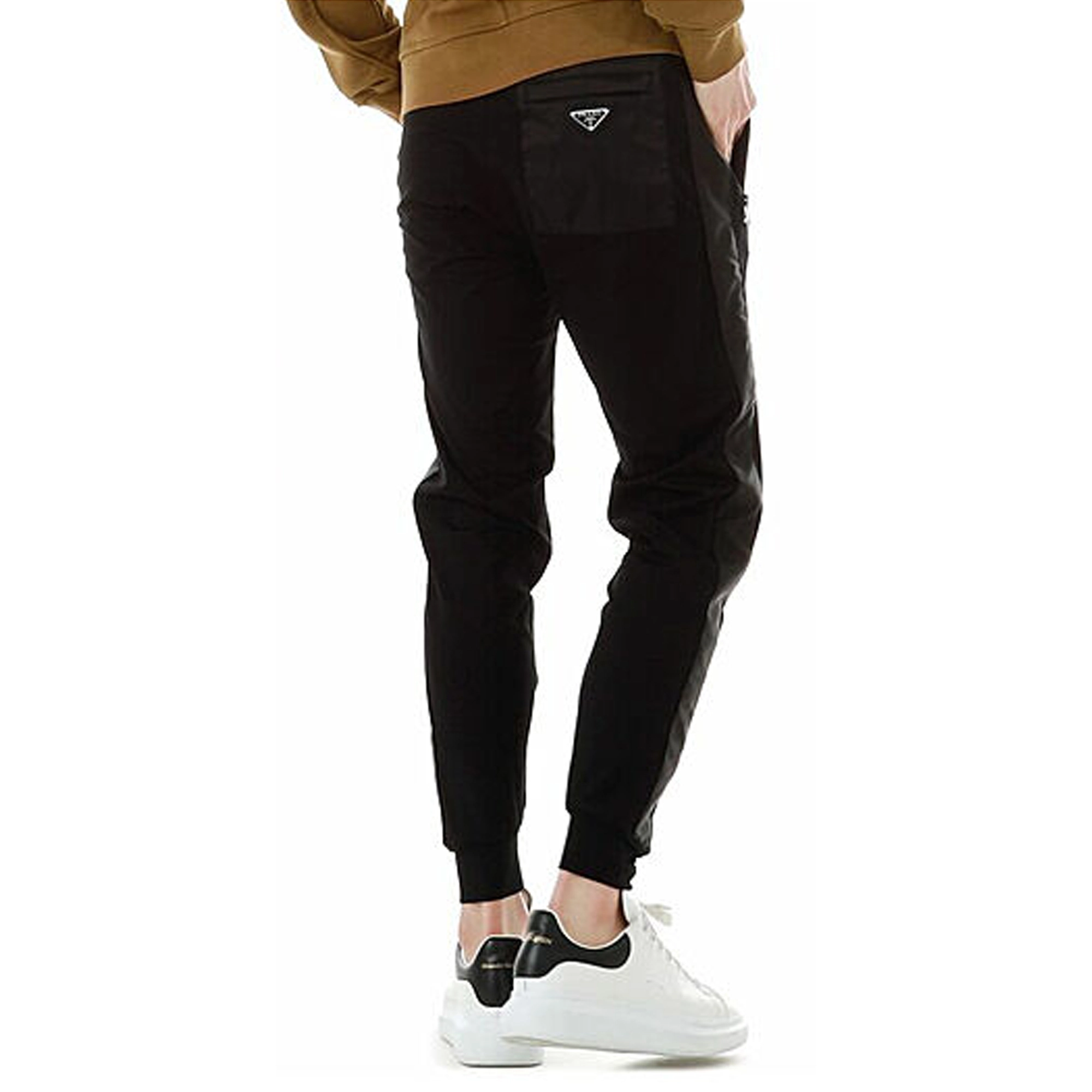 PRADA FW22 Logo