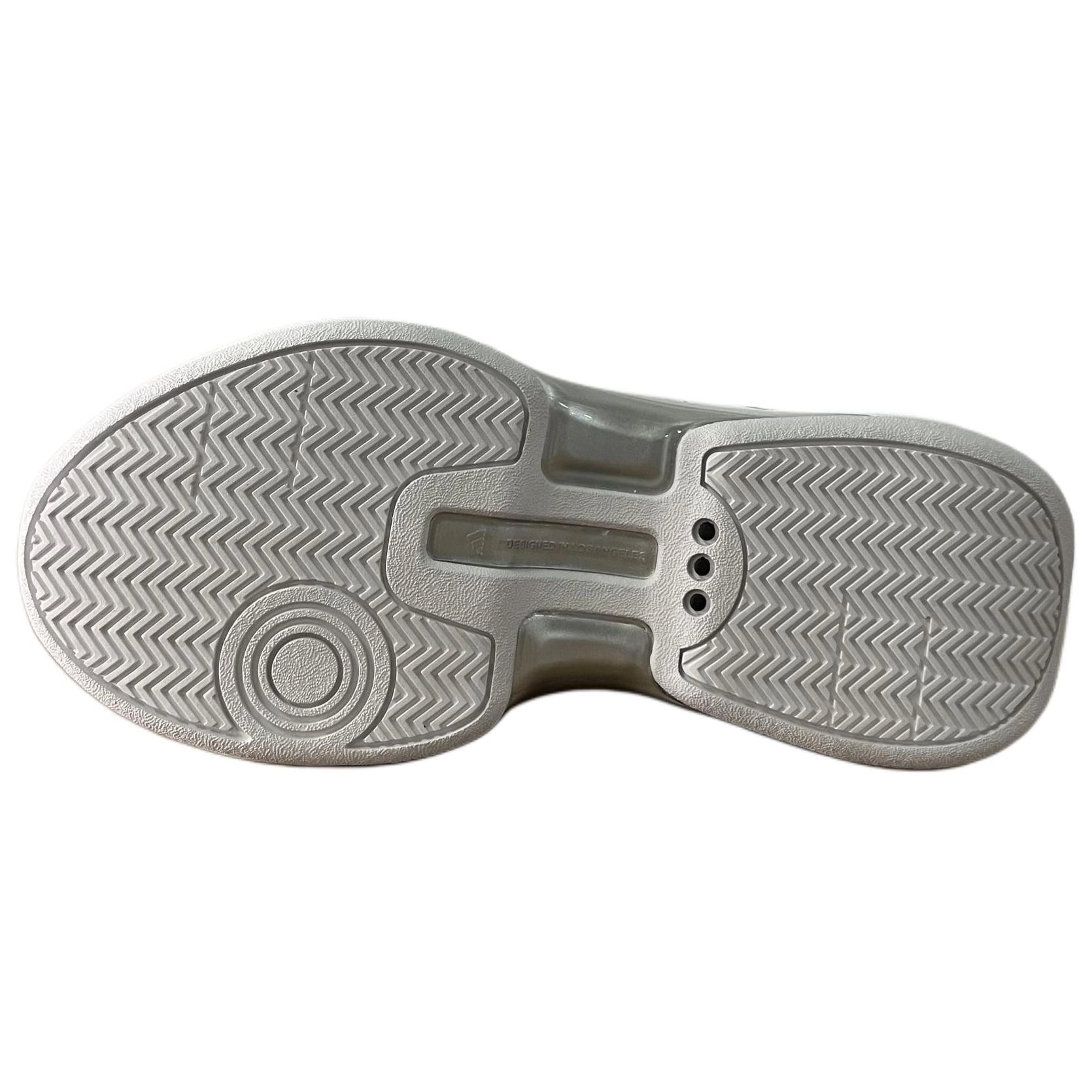 adidas Nova IIInfinity