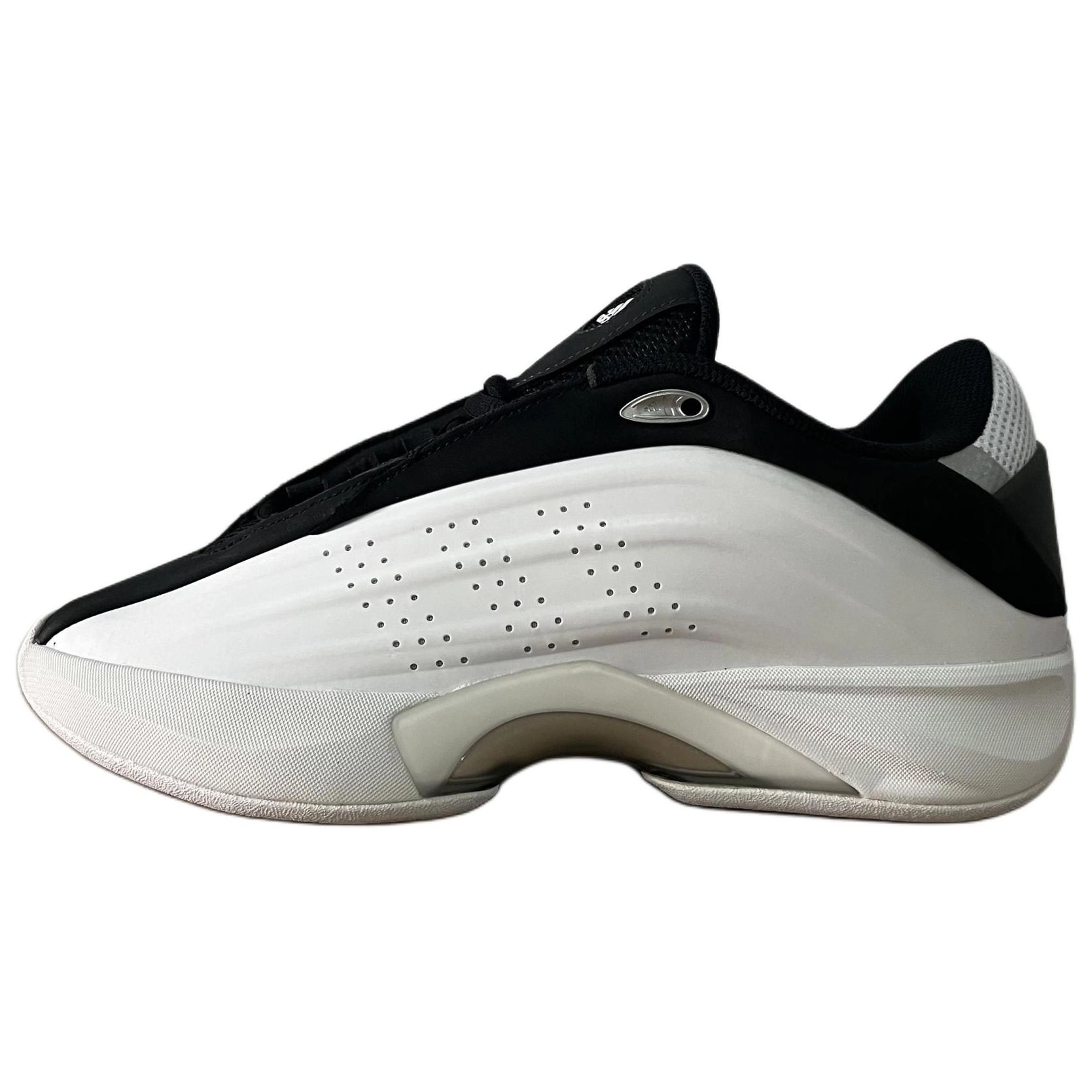 adidas Nova IIInfinity