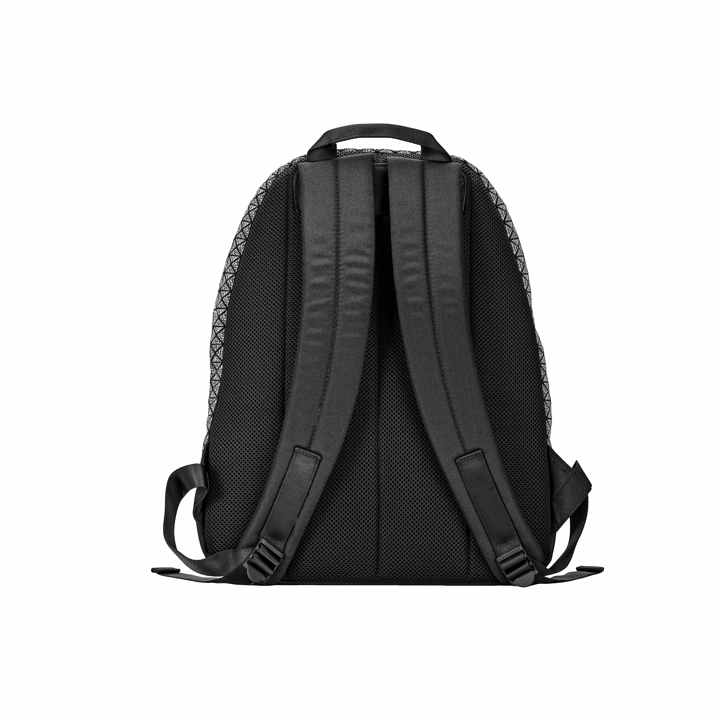 ISSEY MIYAKE Kuro