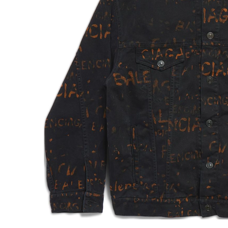 Balenciaga FW24 Logo