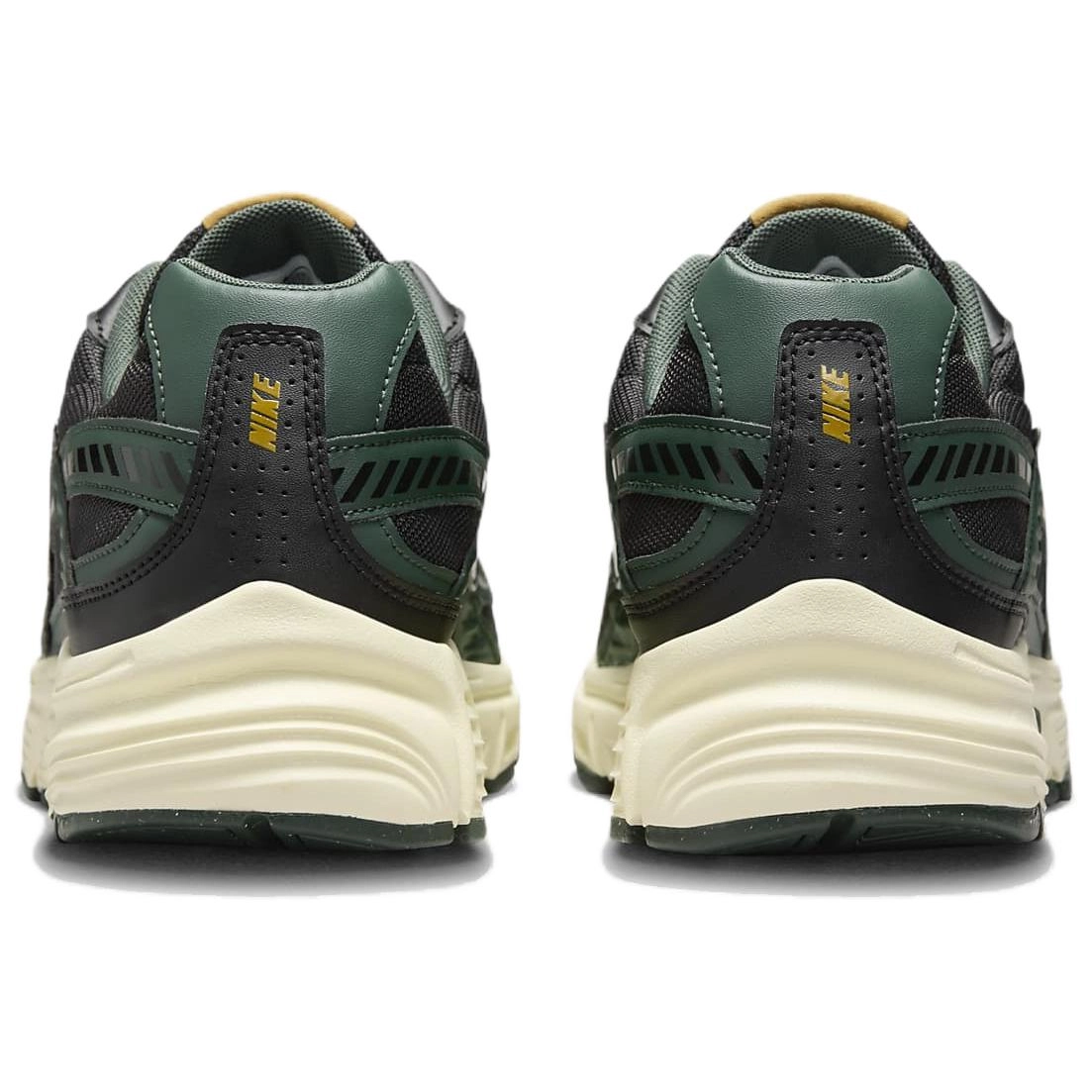 Nike Initiator