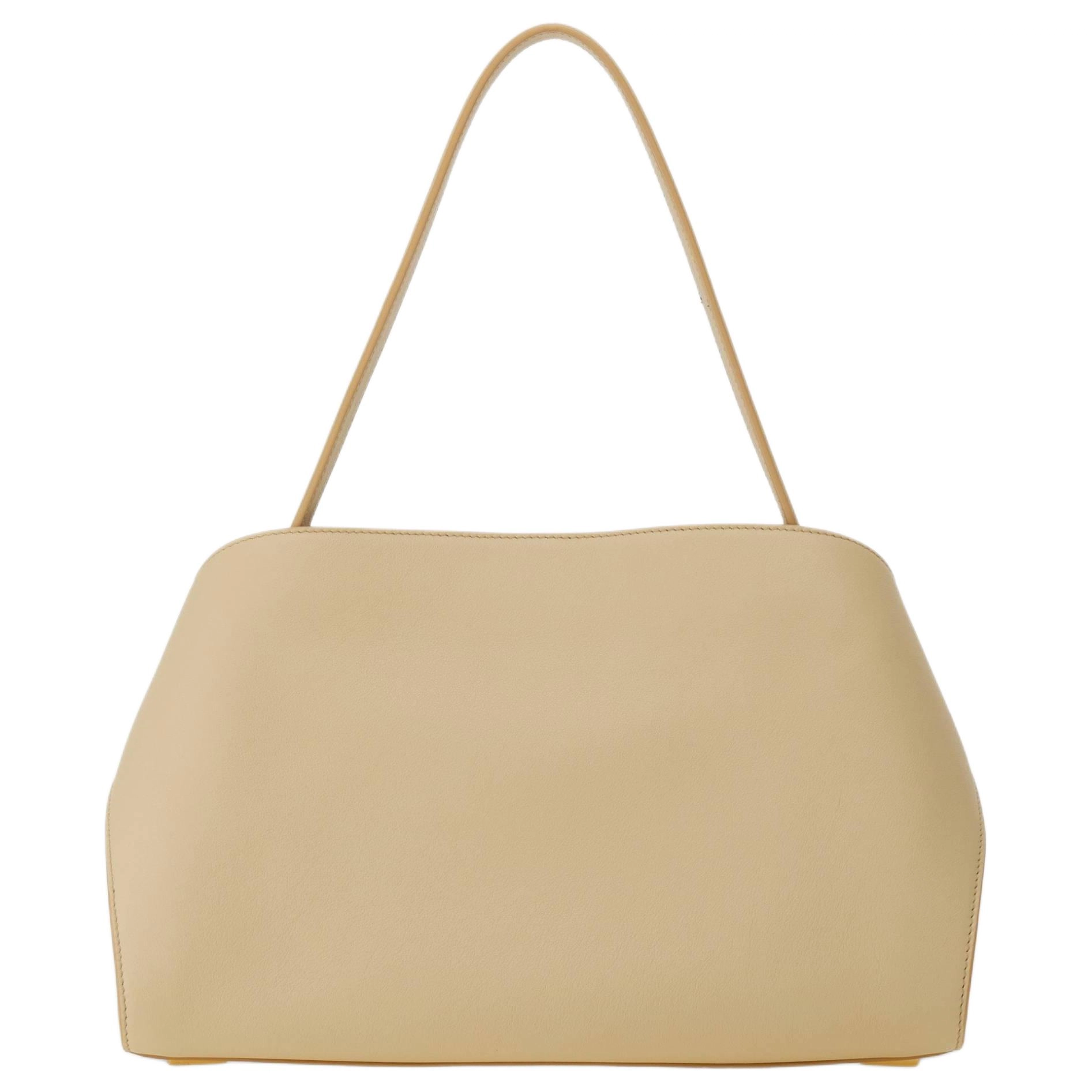 FERRAGAMO Hug