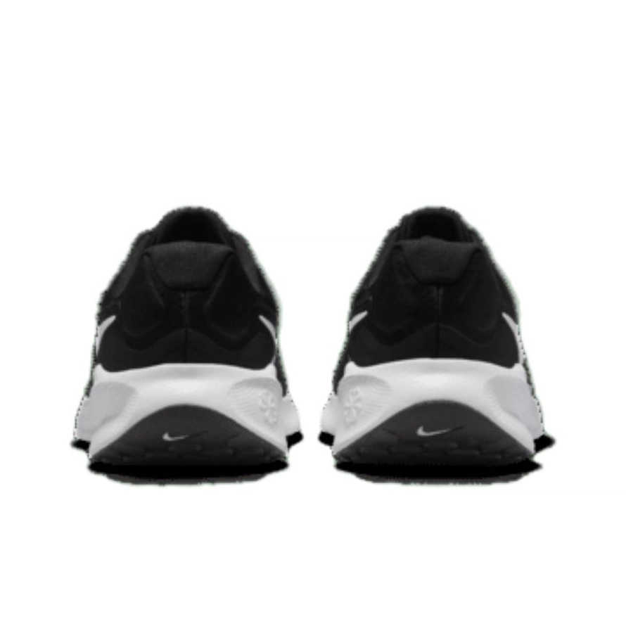 Nike REVOLUTION 7