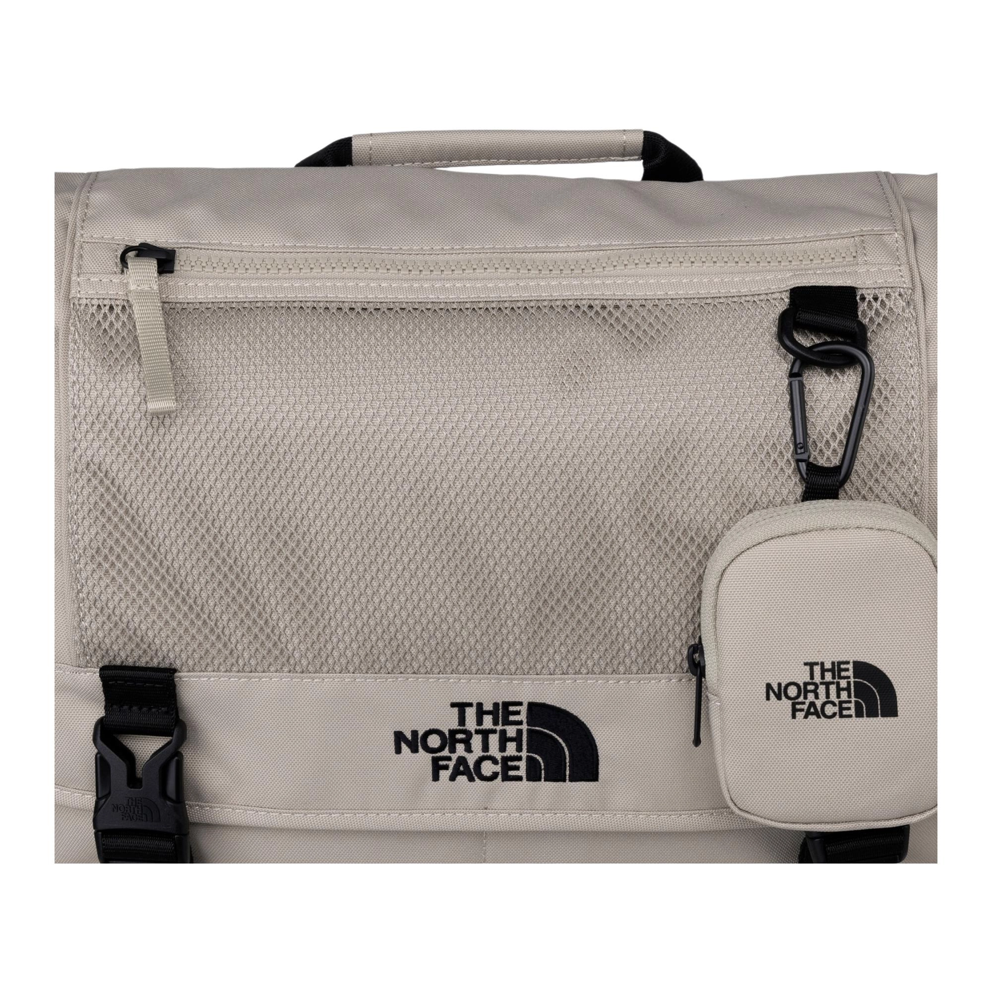 THE NORTH FACE