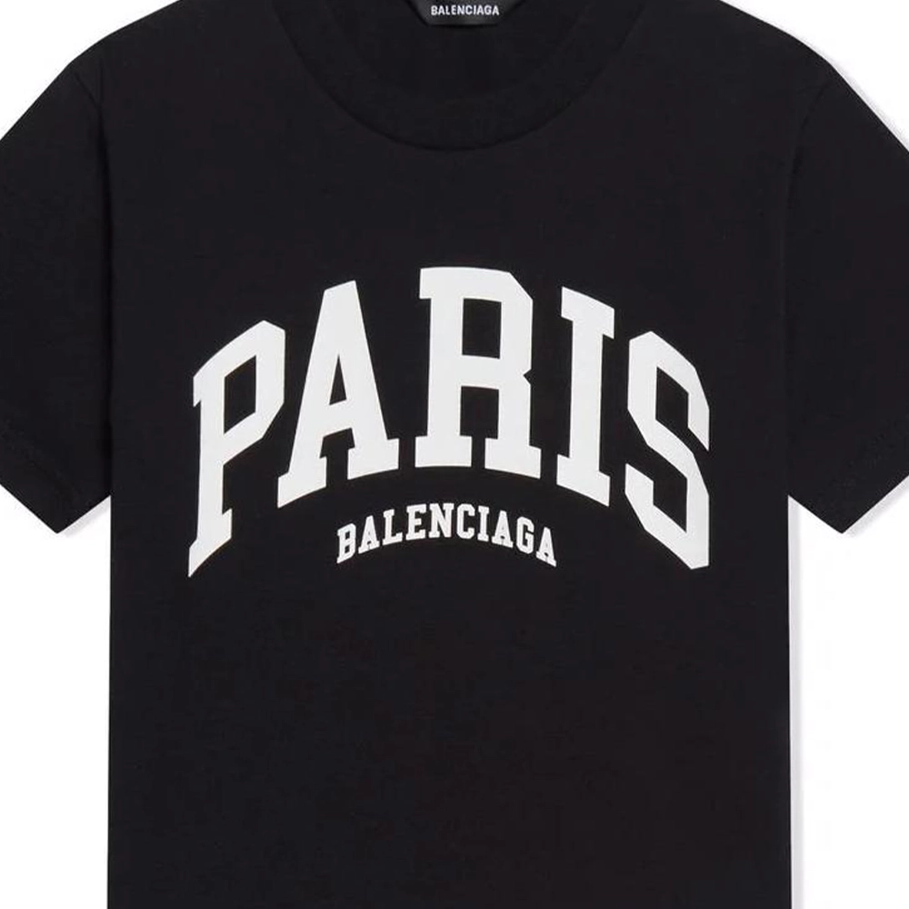 Balenciaga SS22 T