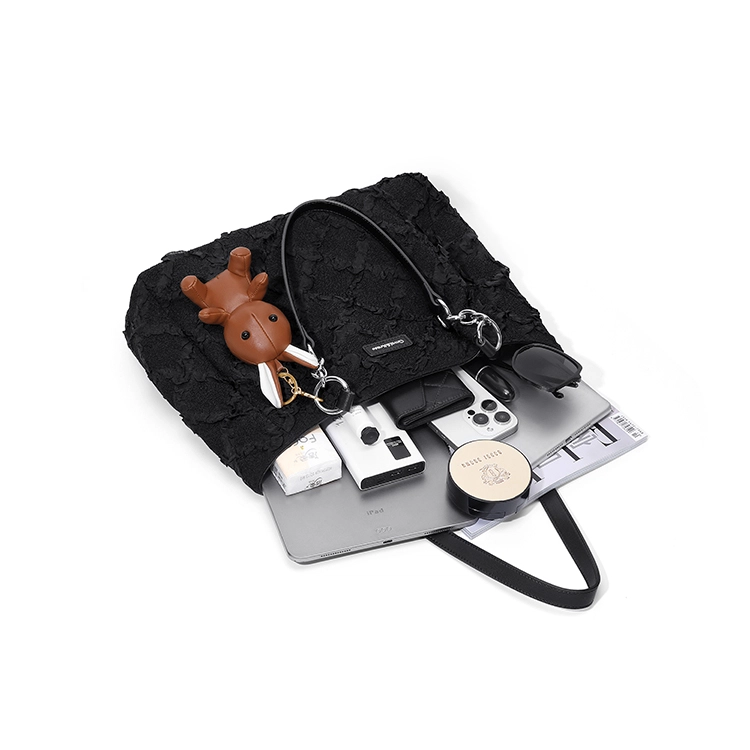 CinvaiKrose Tote