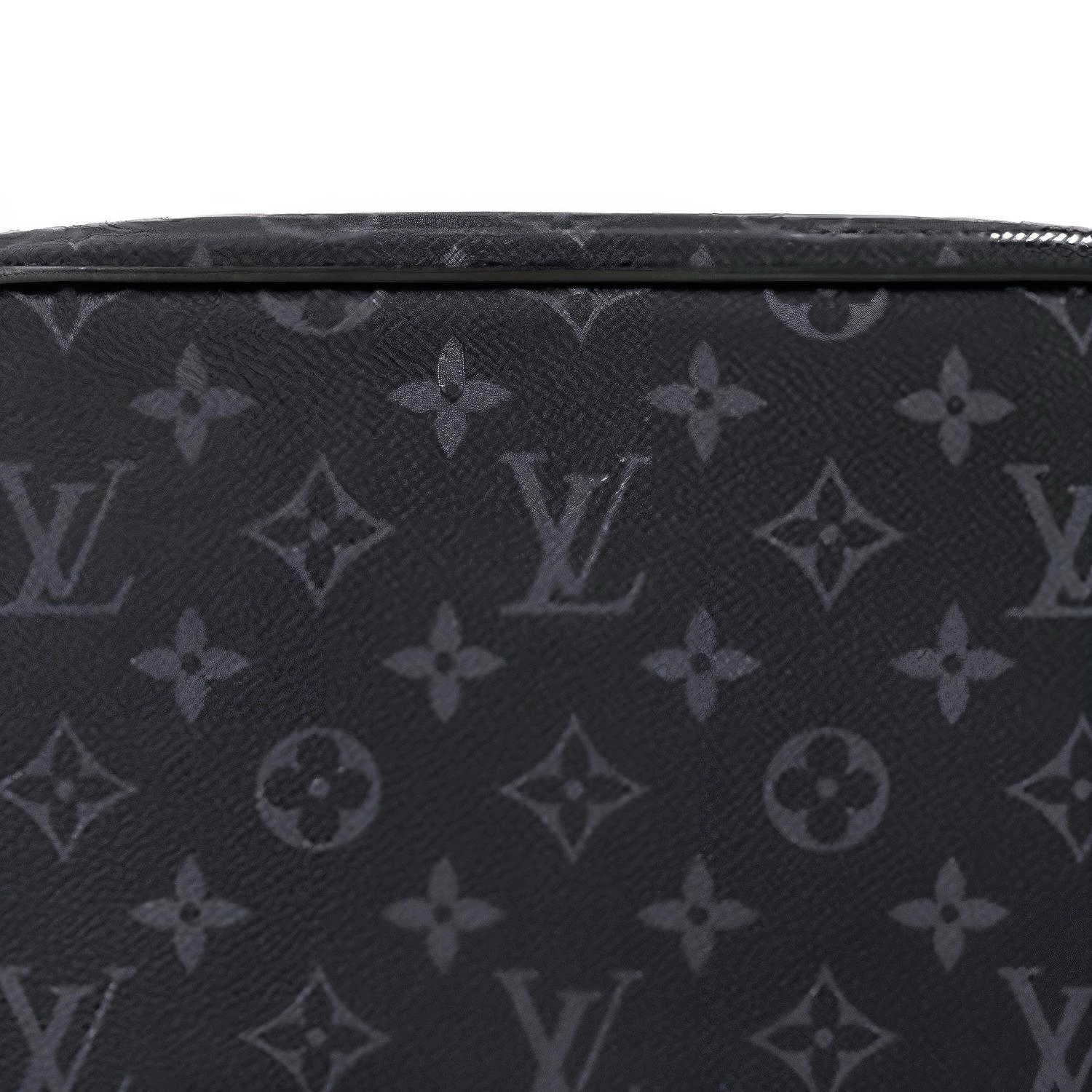 LOUIS VUITTON Logo