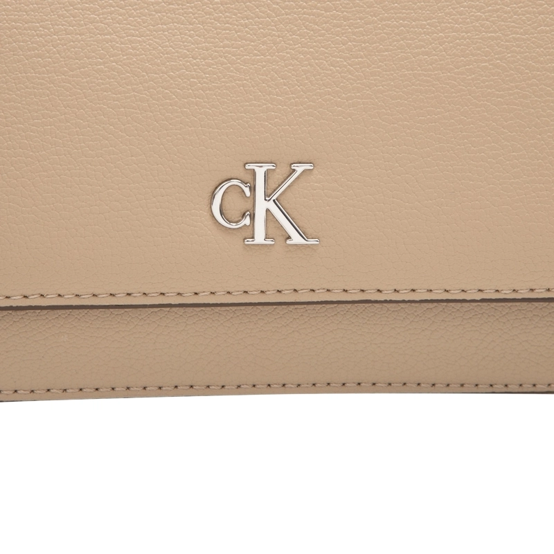 CALVIN KLEIN