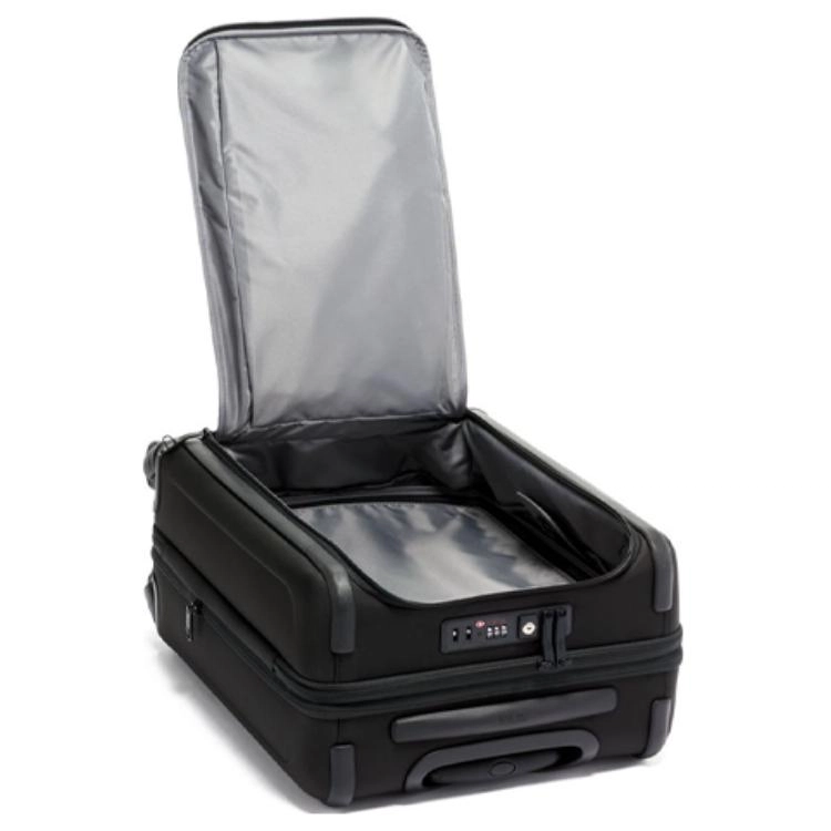 TUMI 21