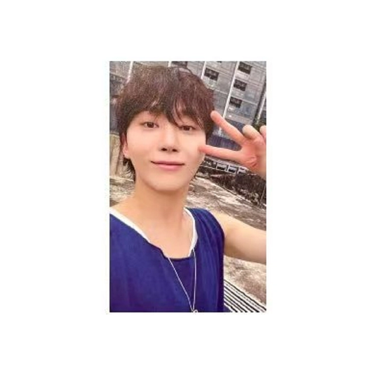 HYBE SEVENTEEN 12 SPILL THE FEELS KIT FEEL YOU Version