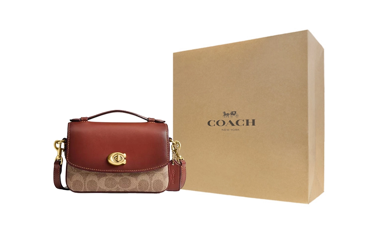 COACH Cassie 17