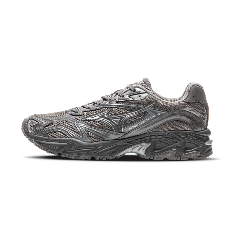 Mizuno ADVENTURE V2