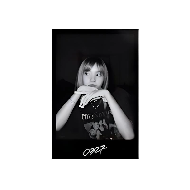 YG Entertainment LISA PB 1.0 K4