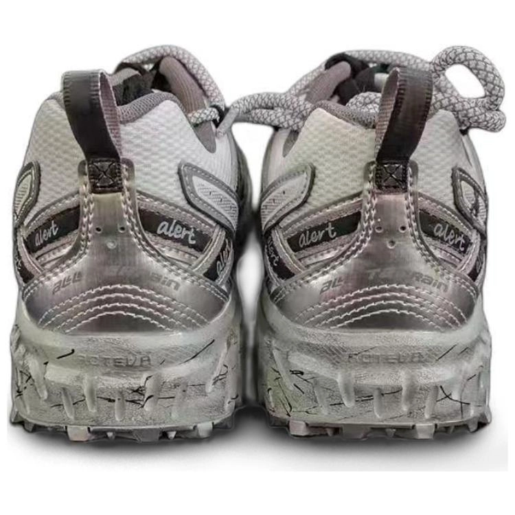 New Balance NB 410