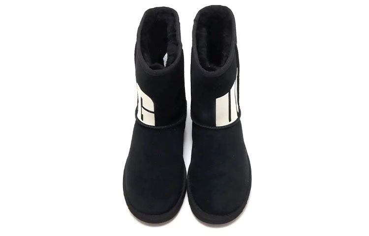 UGG CLASSIC SHORT 2 Chopd