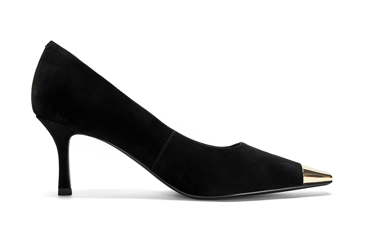 NINE WEST