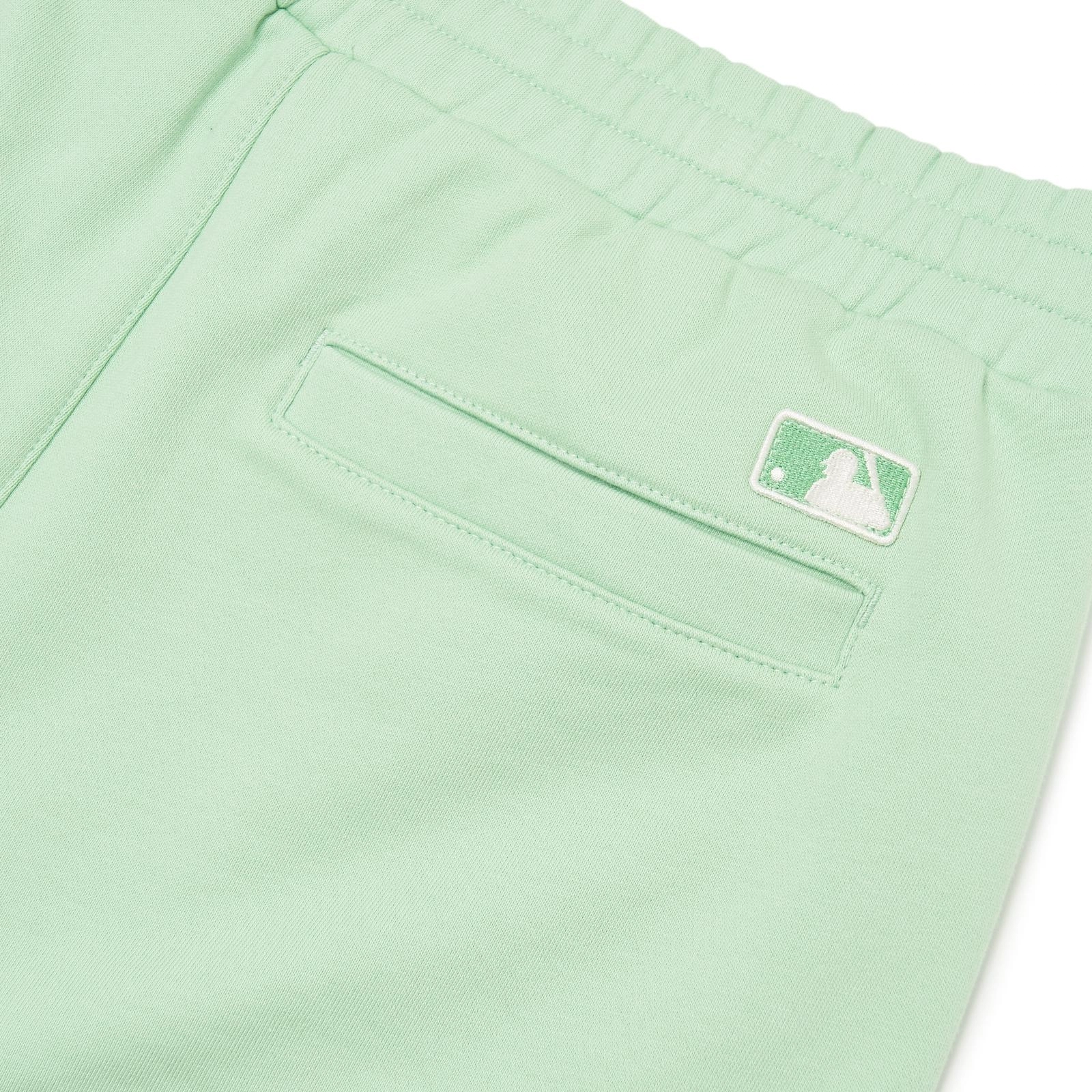 MLB MLB