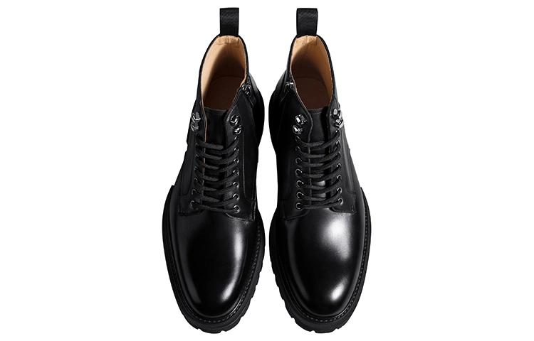 SKARO x THOM WILLS