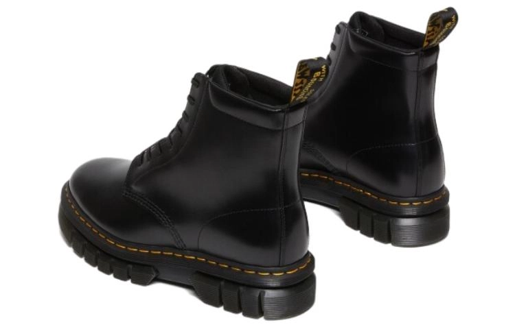 Dr.Martens