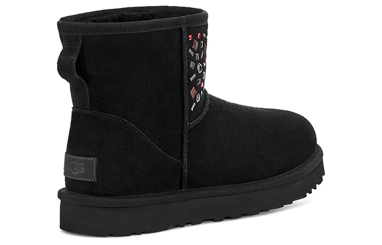 UGG Classic Mini Stud II