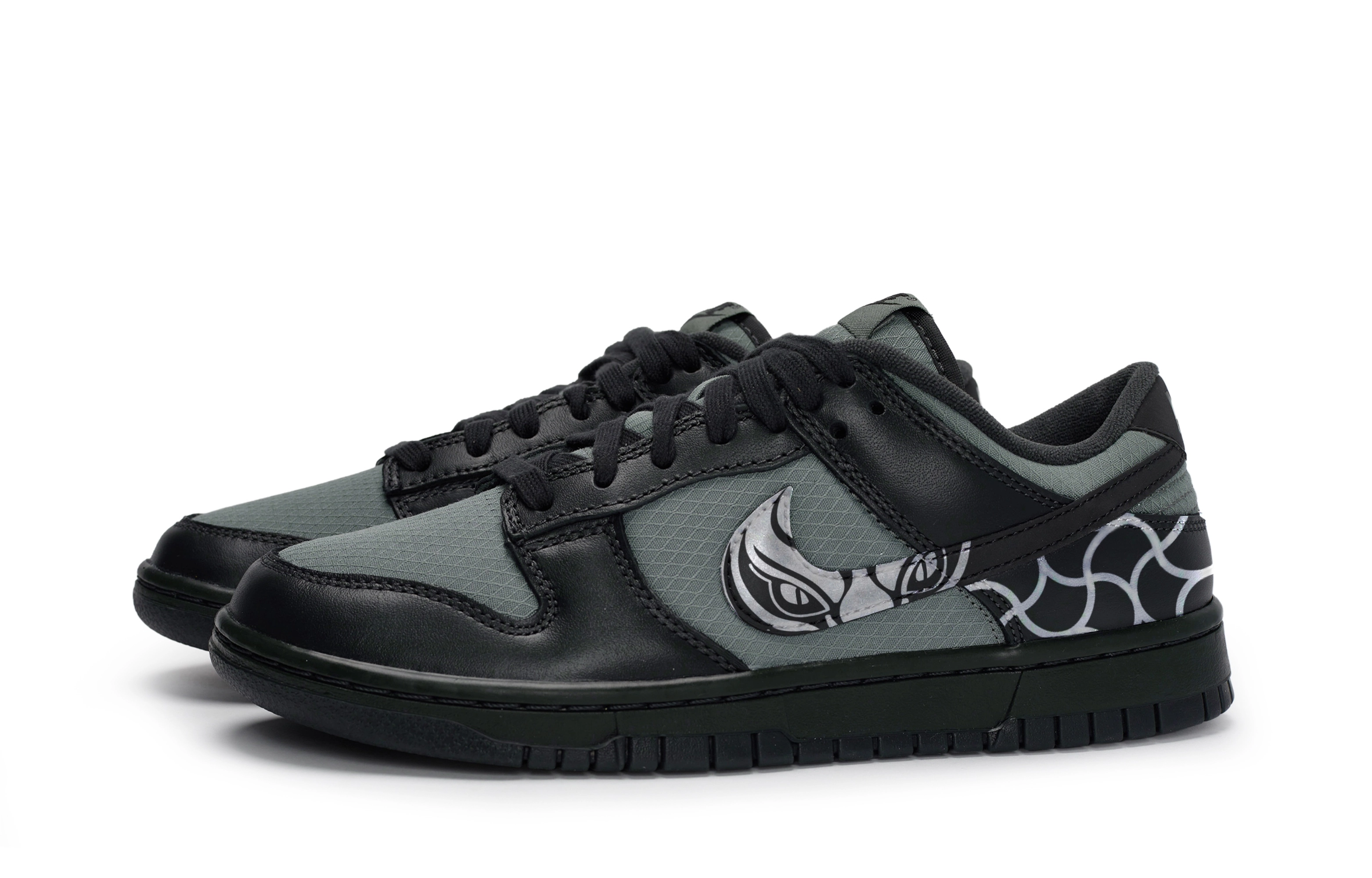 Nike Dunk Low 811