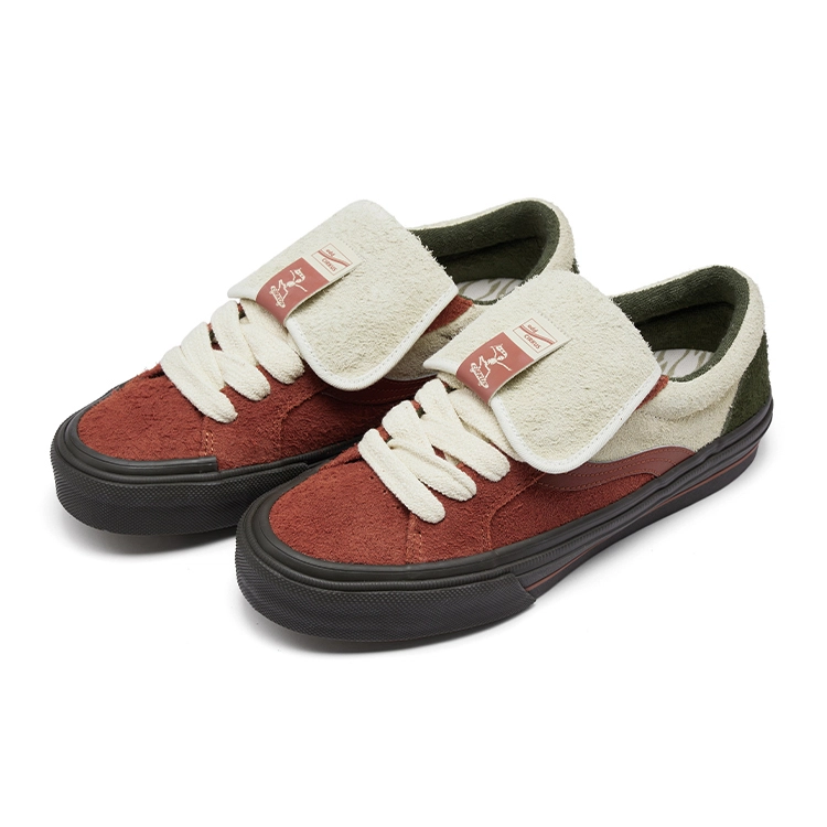 FEVER DOG x oddCIRKUS Astley Pro