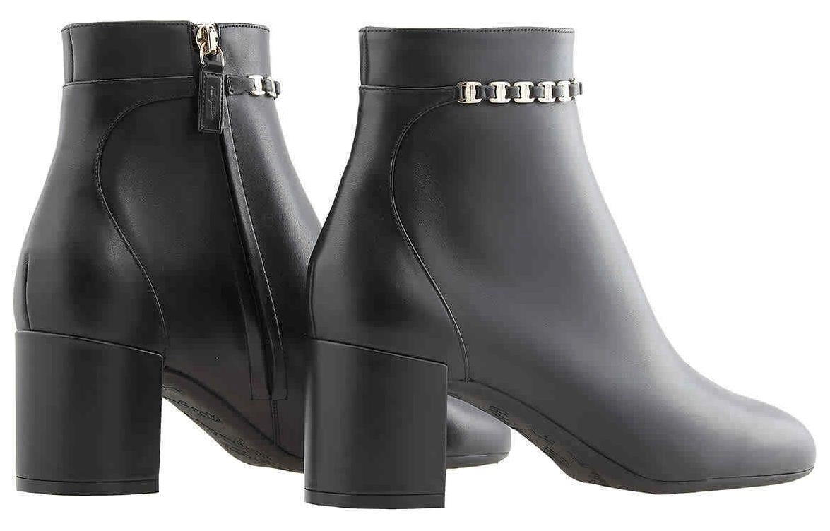 FERRAGAMO Vara