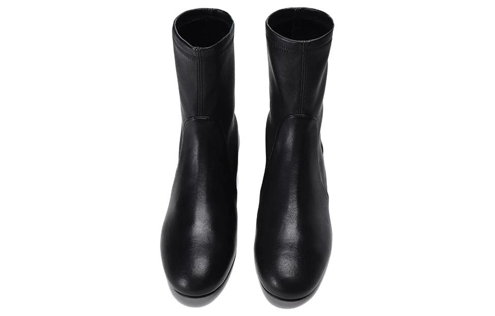 Stuart Weitzman