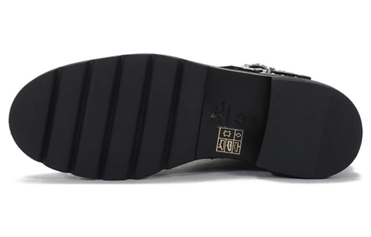 stuart weitzmanSW