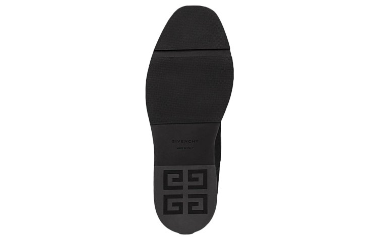 GIVENCHY