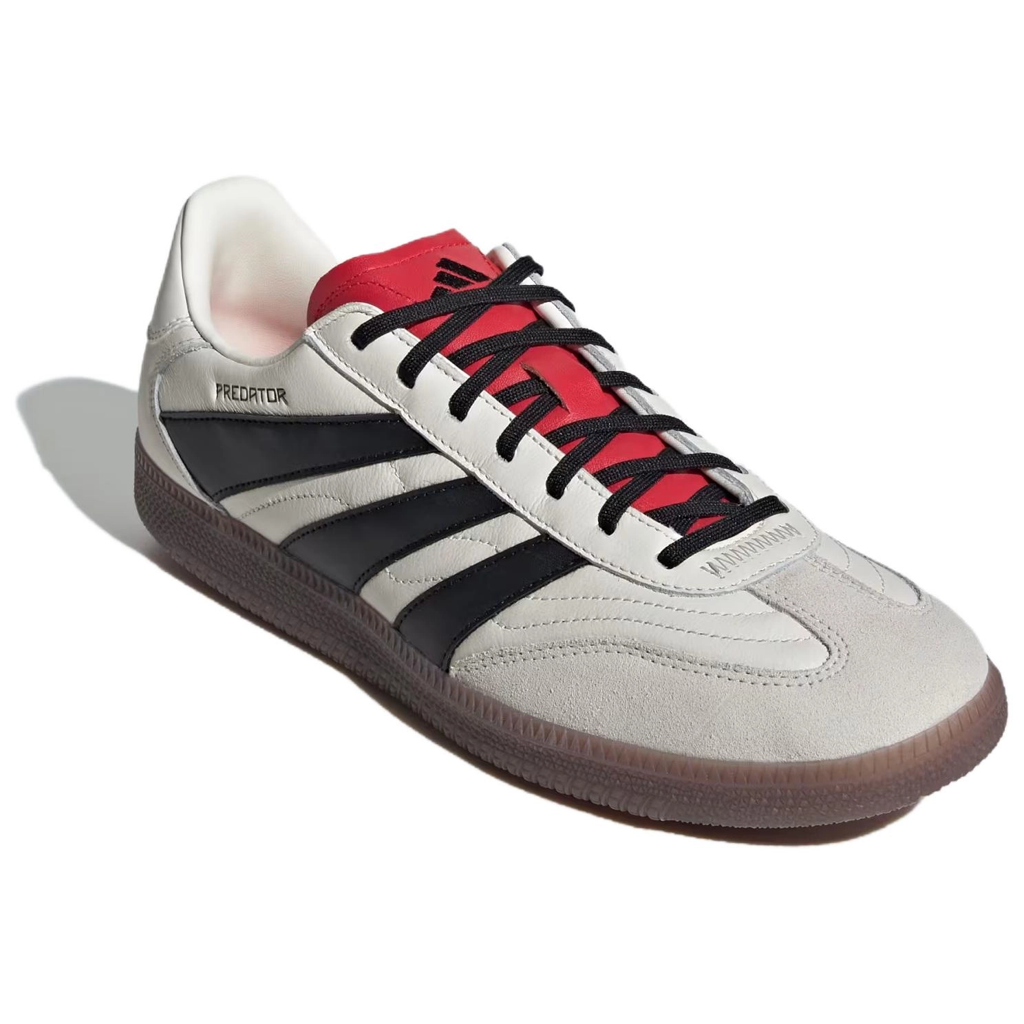 adidas PREDATOR FREESTYLE
