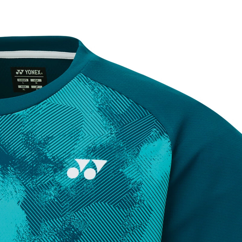 YONEX