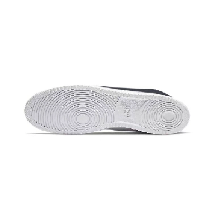 Nike EBERNON