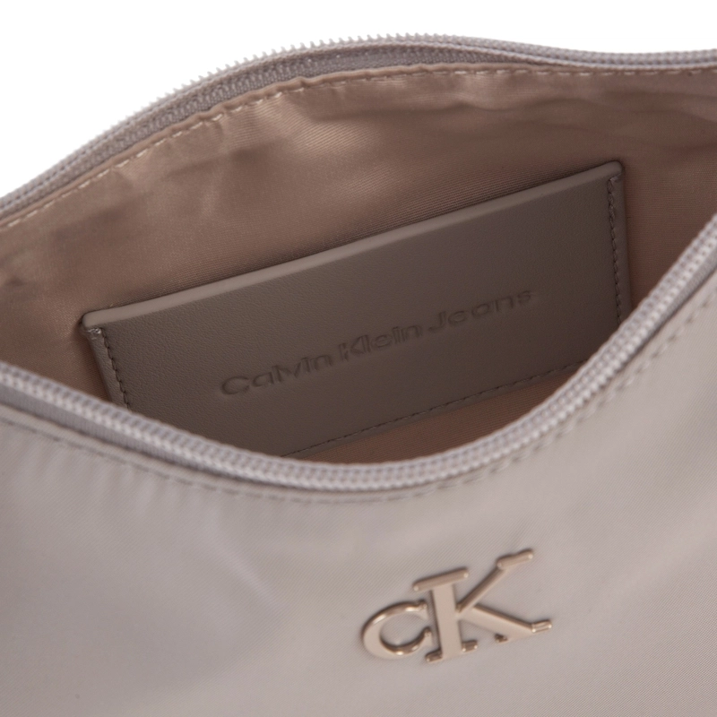 CALVIN KLEIN logo