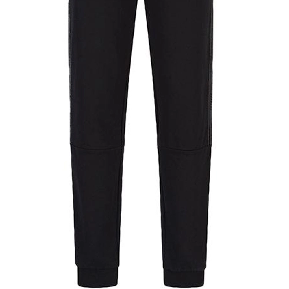 EMPORIO ARMANI FW22 Logo