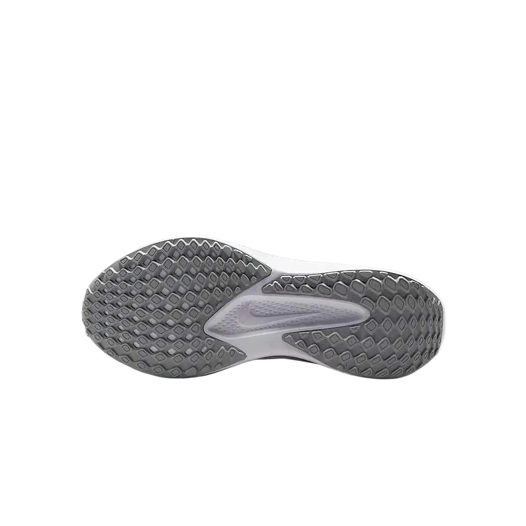 Nike Quest 6