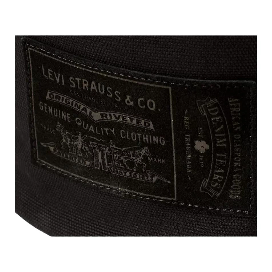 Levis