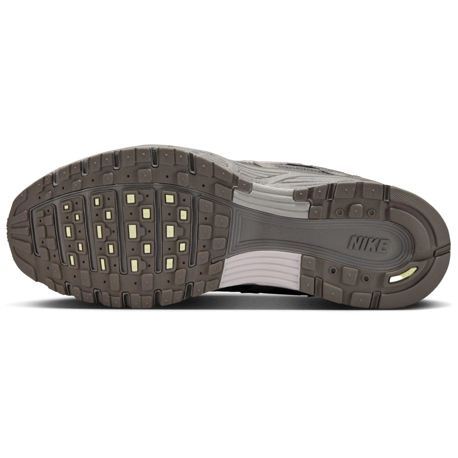 Nike P-6000