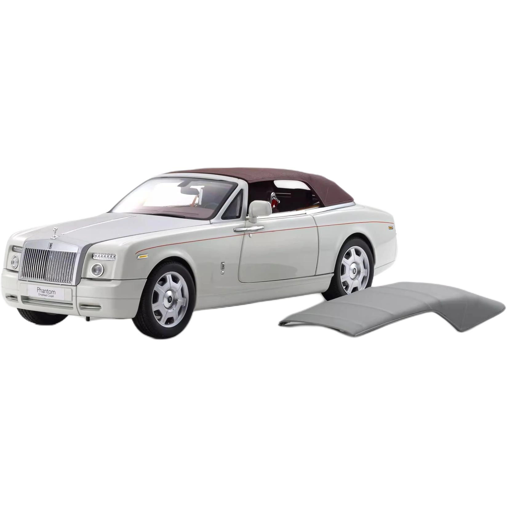 KYOSHO 118 Phantom Coupe