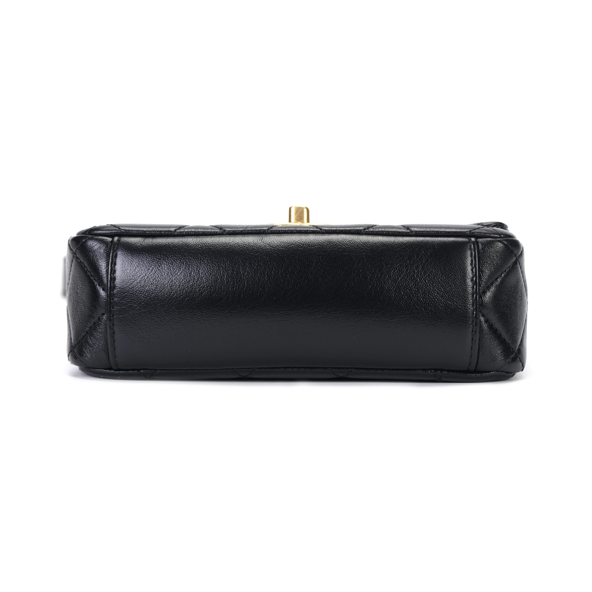 CHANEL Flap