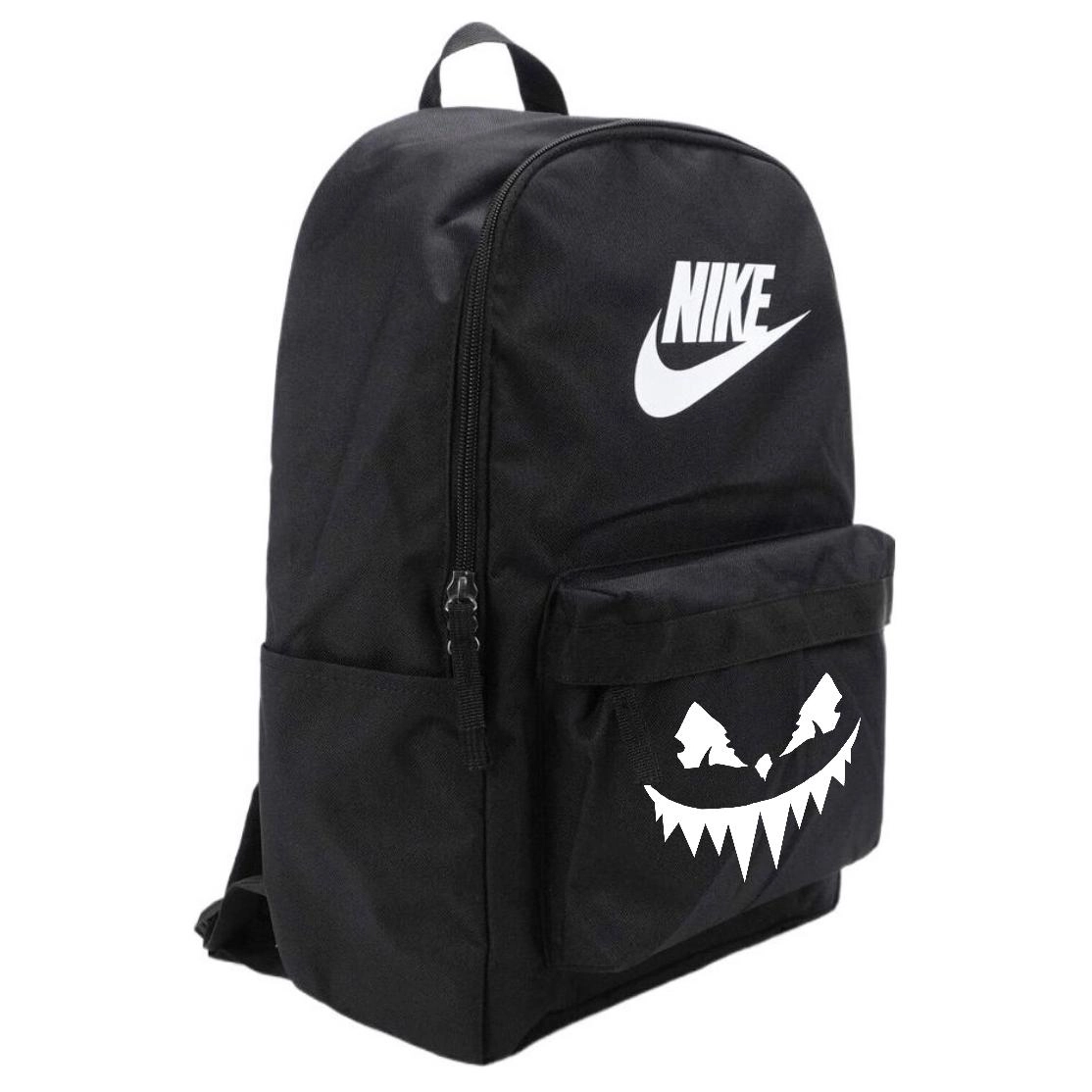 Nike Heritage Logo